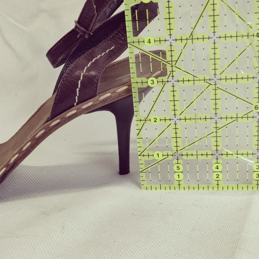 JOLIE Italy Ankle Strap Heels Brown Leather Round Toe Stiletto Thin Straps Sz 38 - Picture 9 of 10